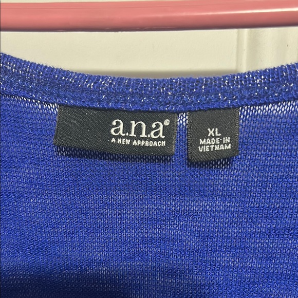 a.n.a Blue and Silver Short Sleeve Tee - Picture 4 of 6